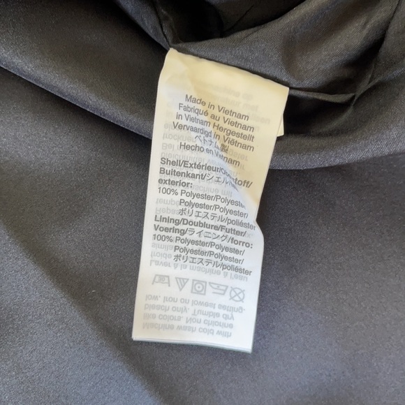 💕Beautiful Floral Scalloped Jcrew Spaghetti Top💕 - Picture 3 of 7